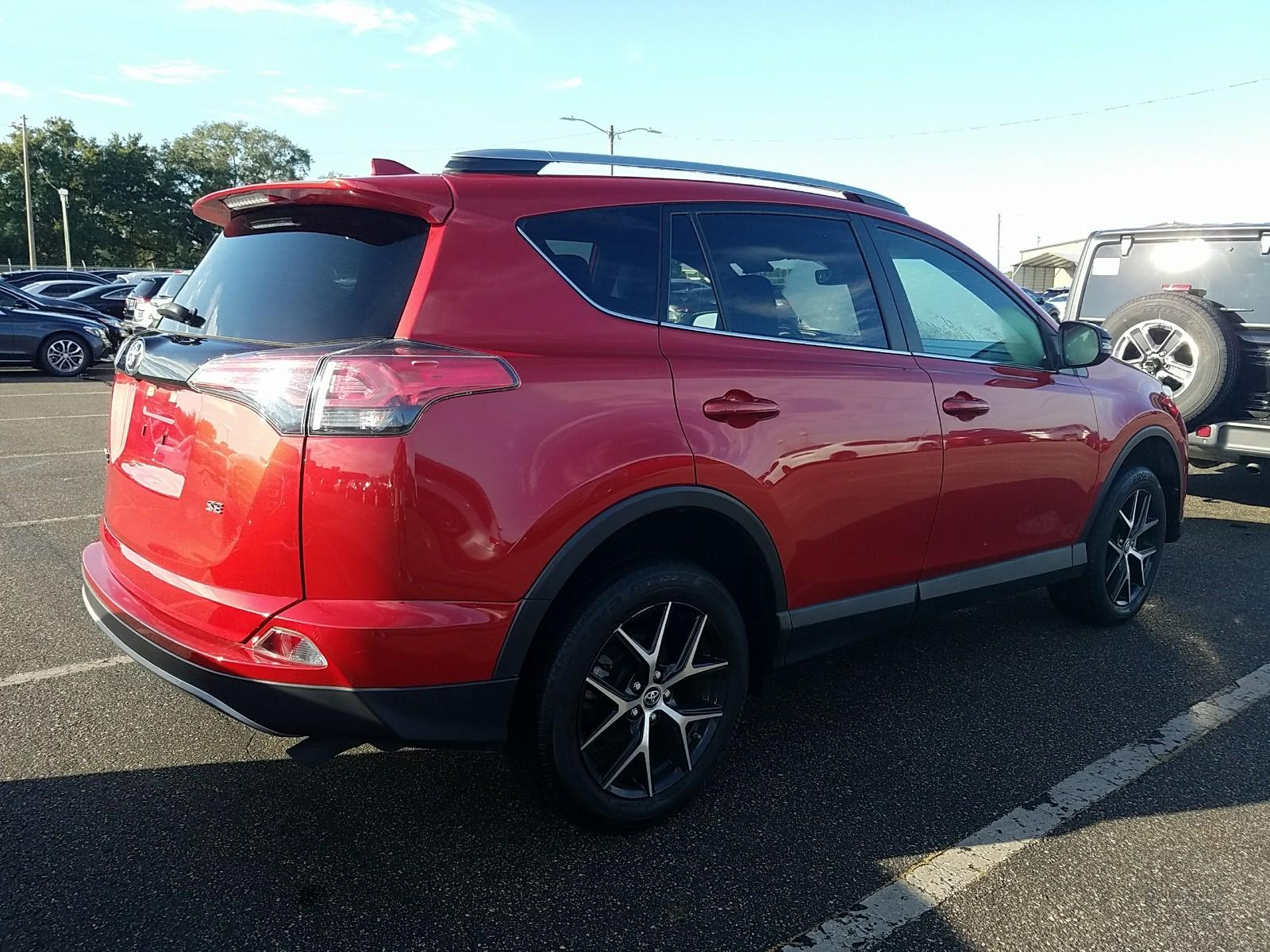 2017 Toyota RAV4 FWD SE