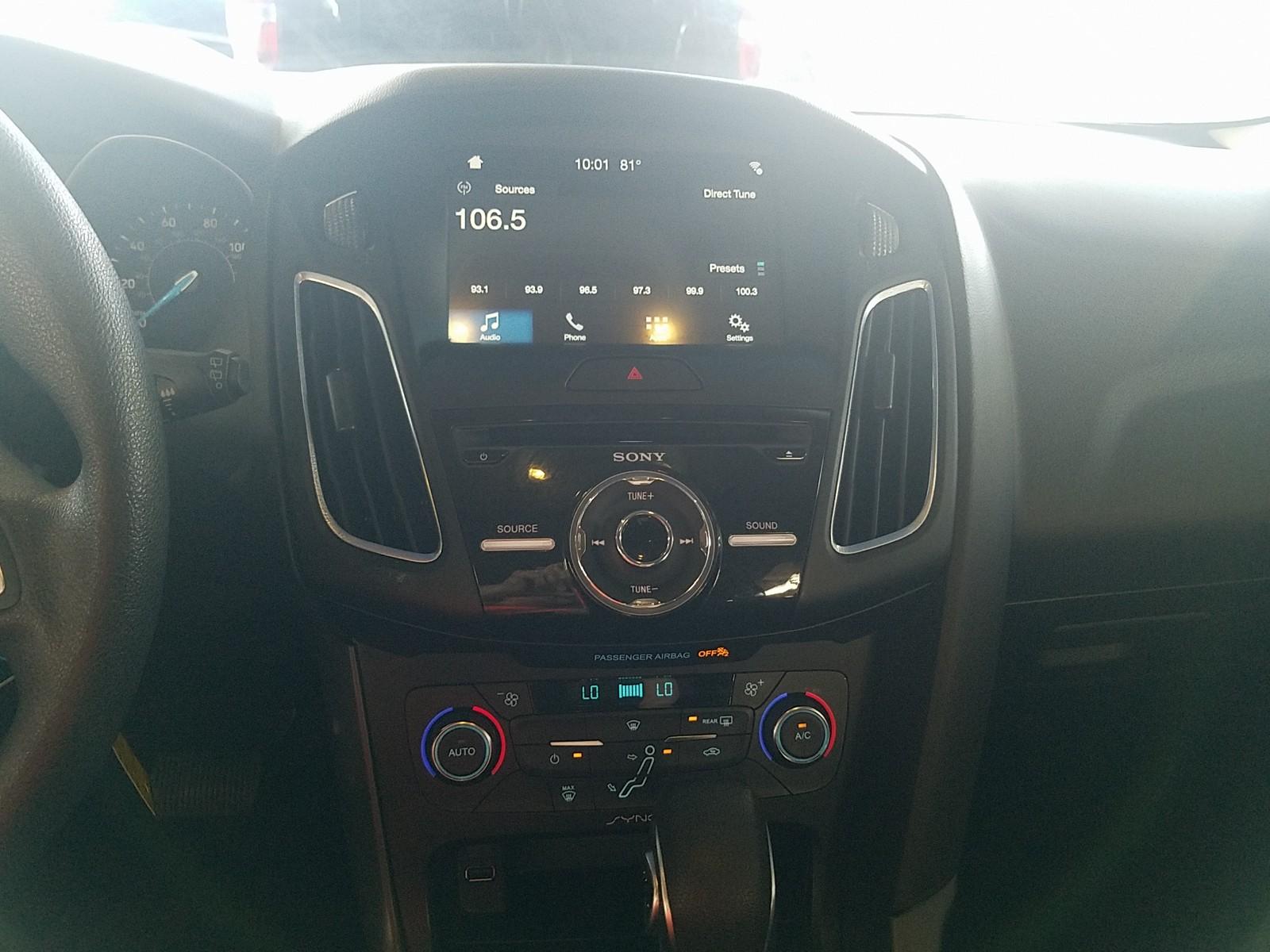 2017 Ford FOCUS FWD 4C SEL