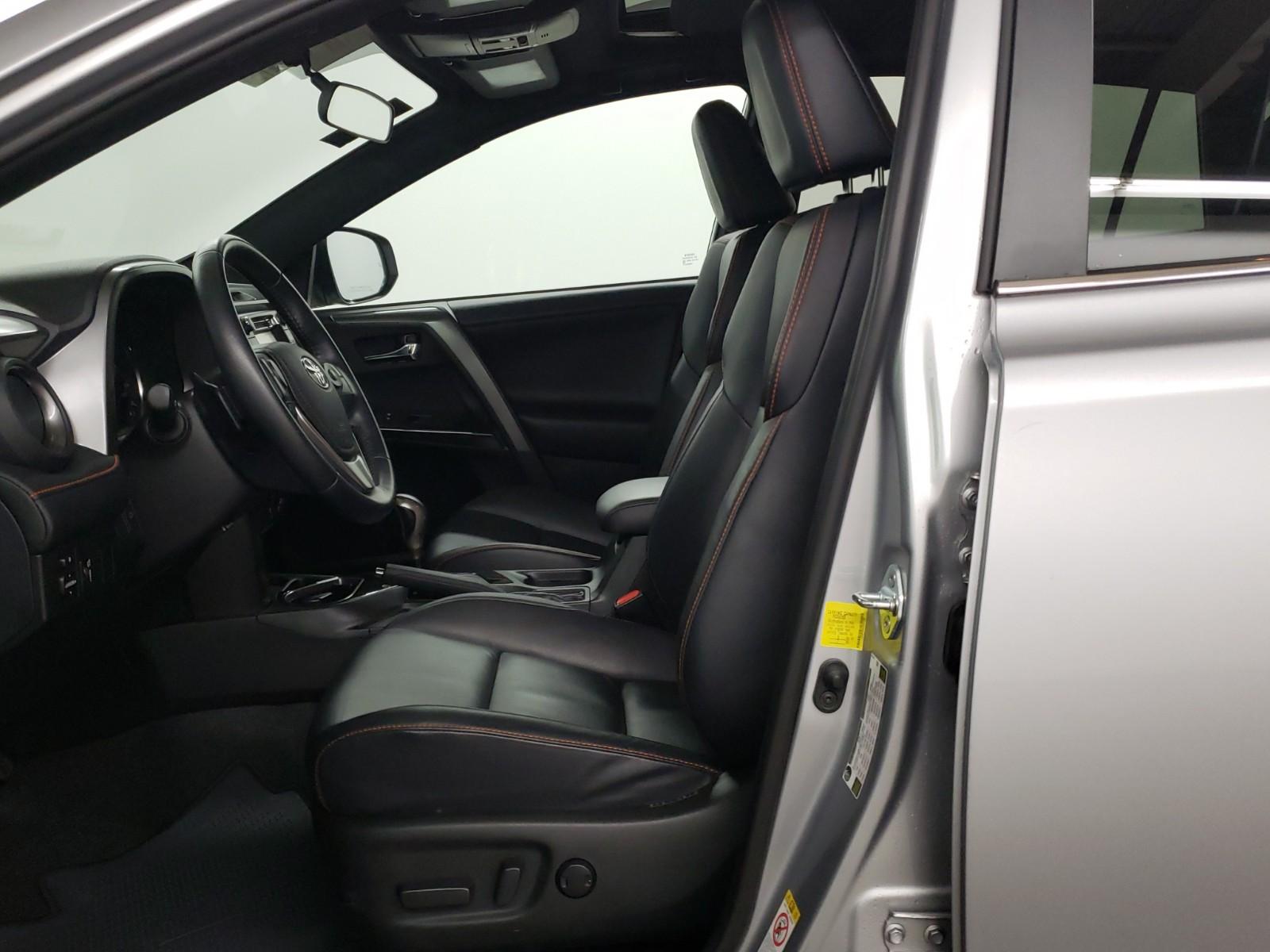 2016 Toyota RAV4 FWD SE