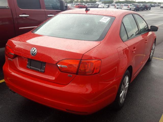 2014 Volkswagen JETTA 4C SE