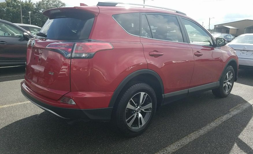 2017 Toyota RAV4 FWD XLE