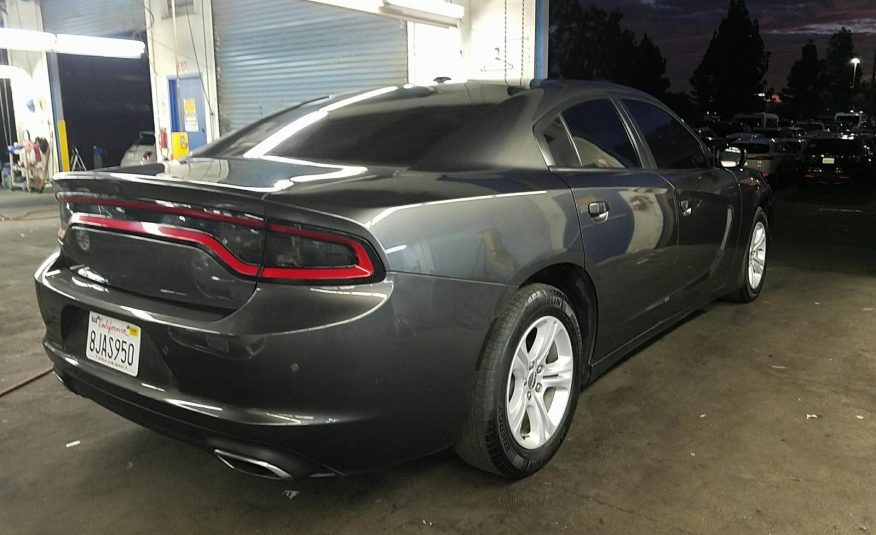 2018 Dodge CHARGER 4X2 V6 SXT