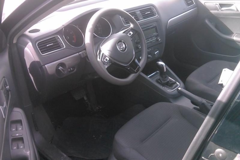 2015 Volkswagen JETTA 1.8T SE