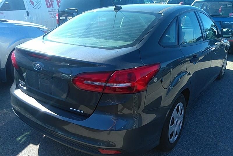 2016 Ford FOCUS FWD 4C S