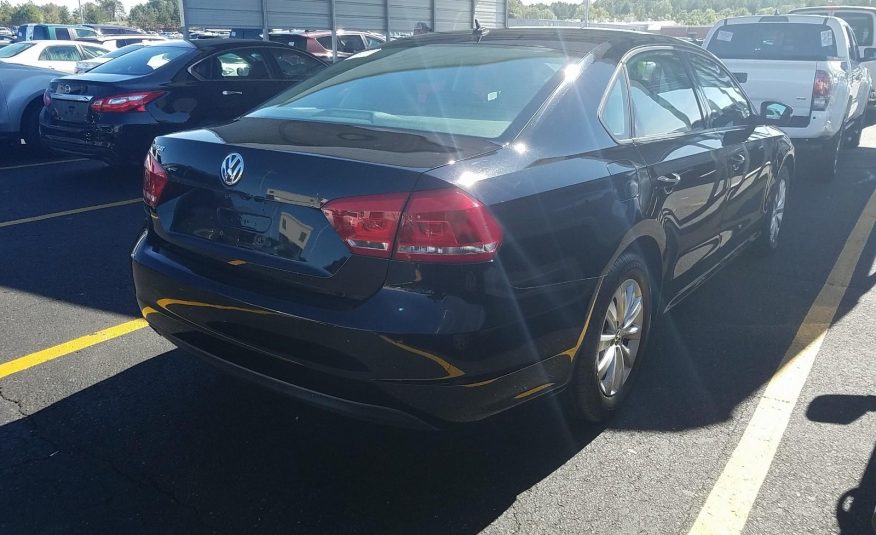 2013 Volkswagen PASSAT 5C S