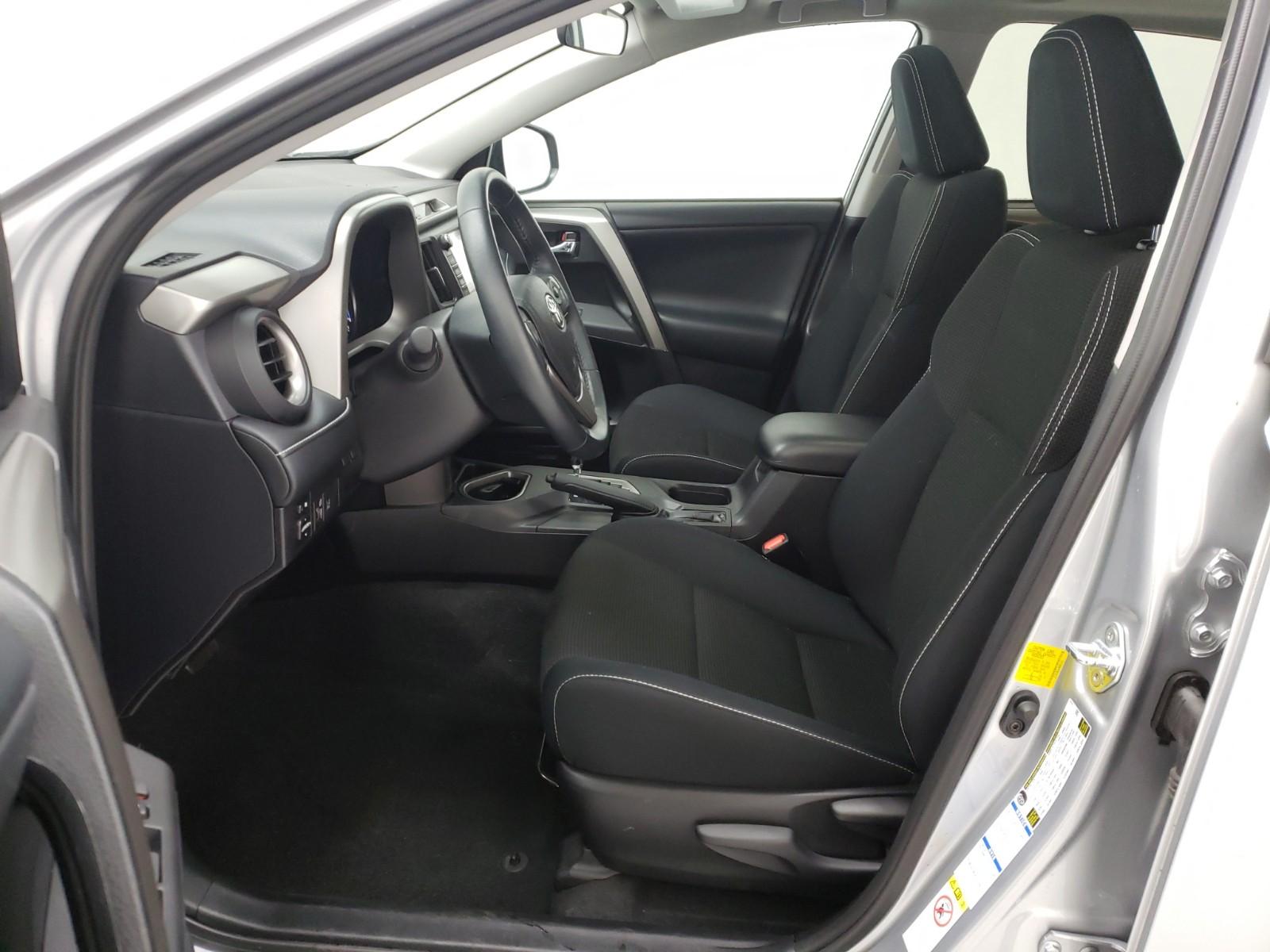 2017 Toyota RAV4 AWD XLE