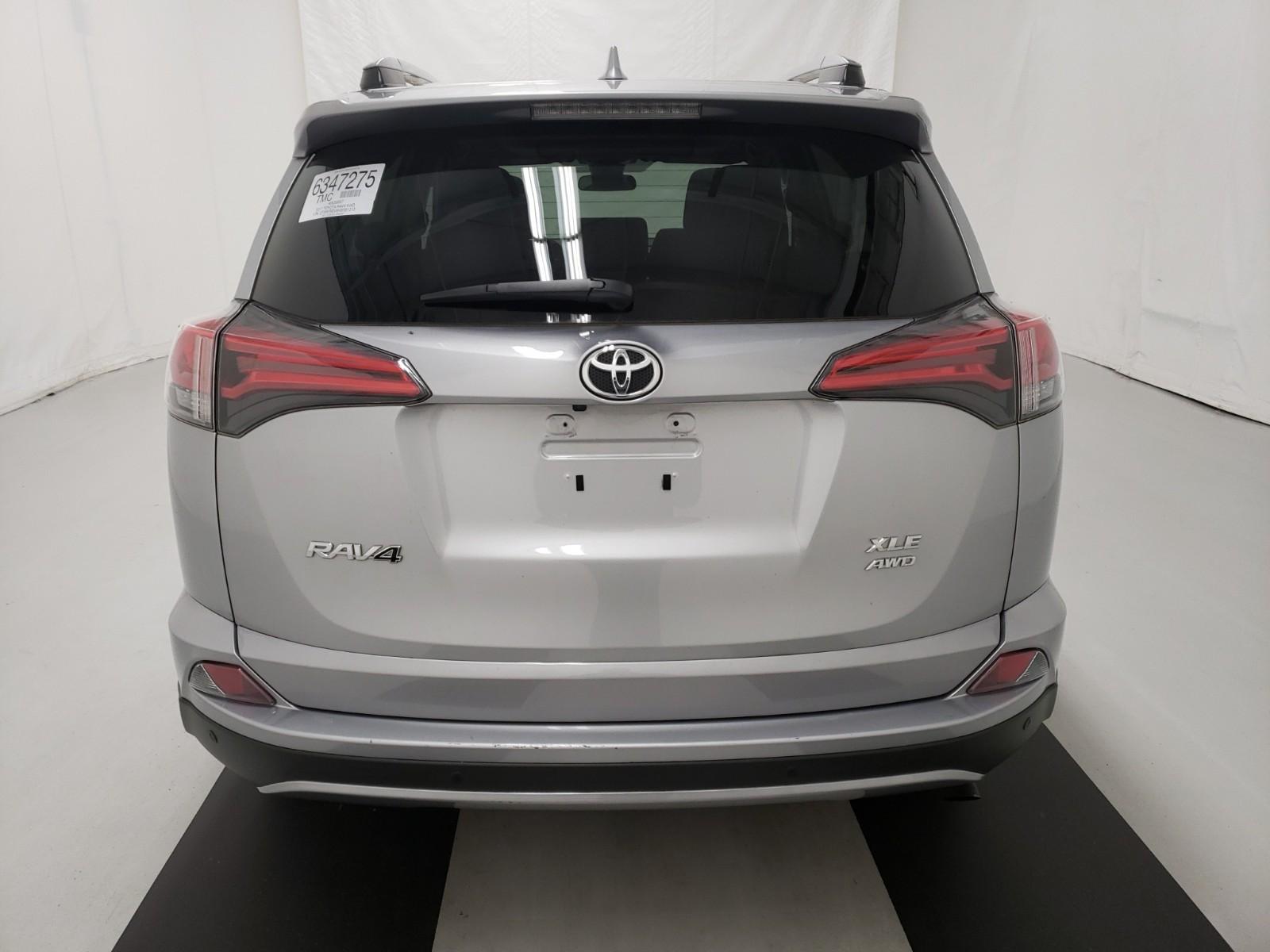 2017 Toyota RAV4 AWD XLE