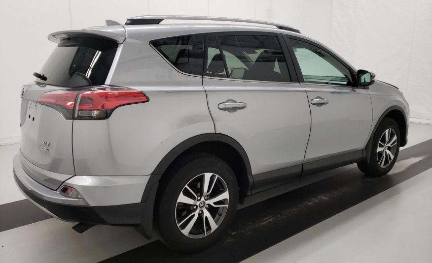 2017 Toyota RAV4 AWD XLE