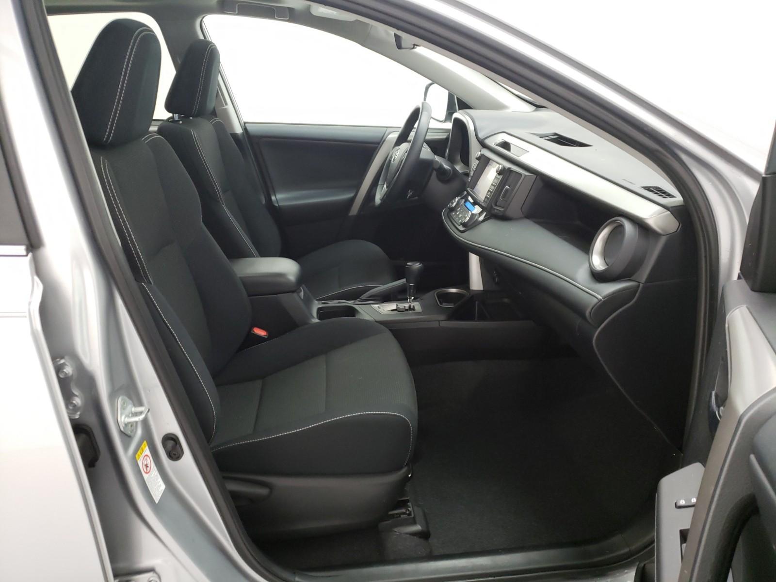 2017 Toyota RAV4 AWD XLE