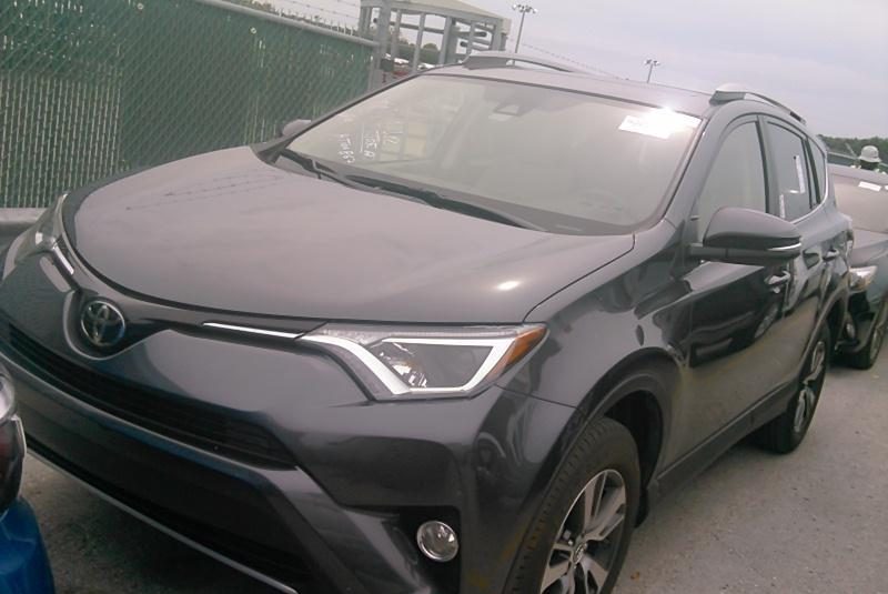 2017 Toyota RAV4 FWD XLE