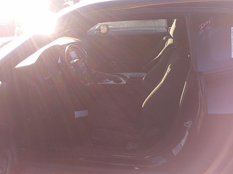 2016 Dodge CHALLENGER V6 SXT