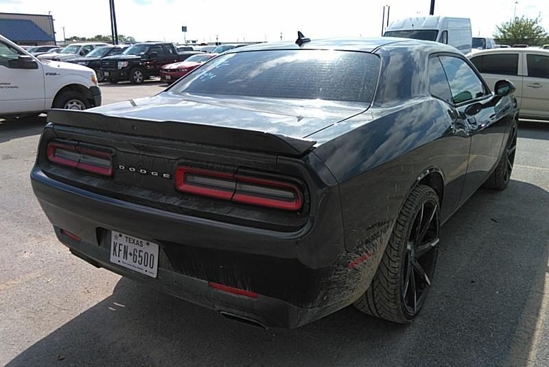 2015 Dodge CHALLENGER V6 SXT PLUS