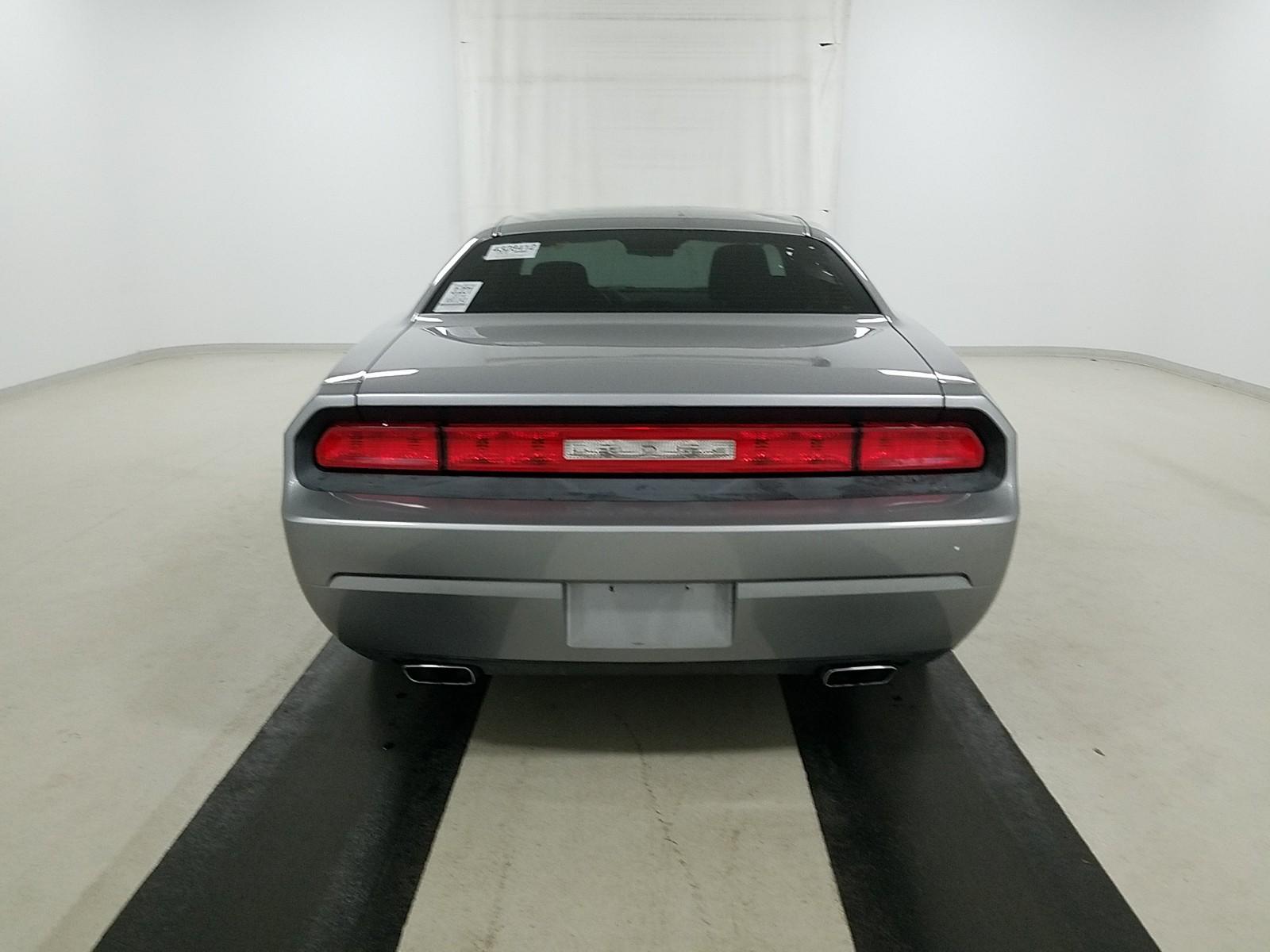 2014 Dodge CHALLENGER V6 SXT