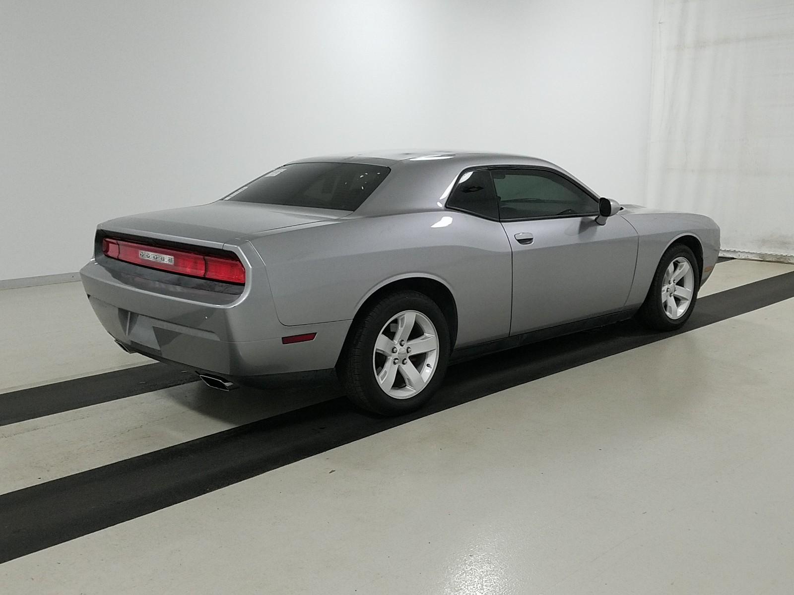 2014 Dodge CHALLENGER V6 SXT