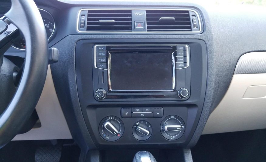 2017 Volkswagen JETTA 1.4T SE
