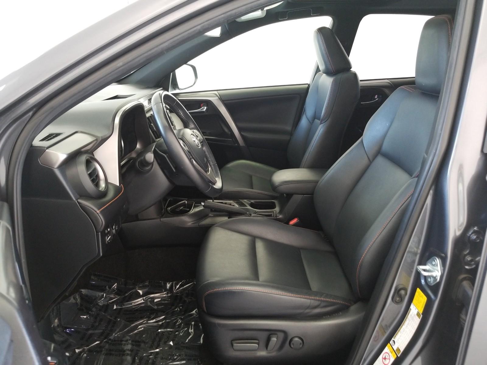 2017 Toyota RAV4 FWD SE