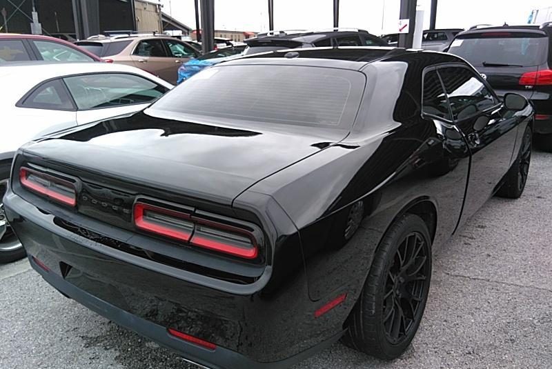 2015 Dodge CHALLENGER V6 SXT