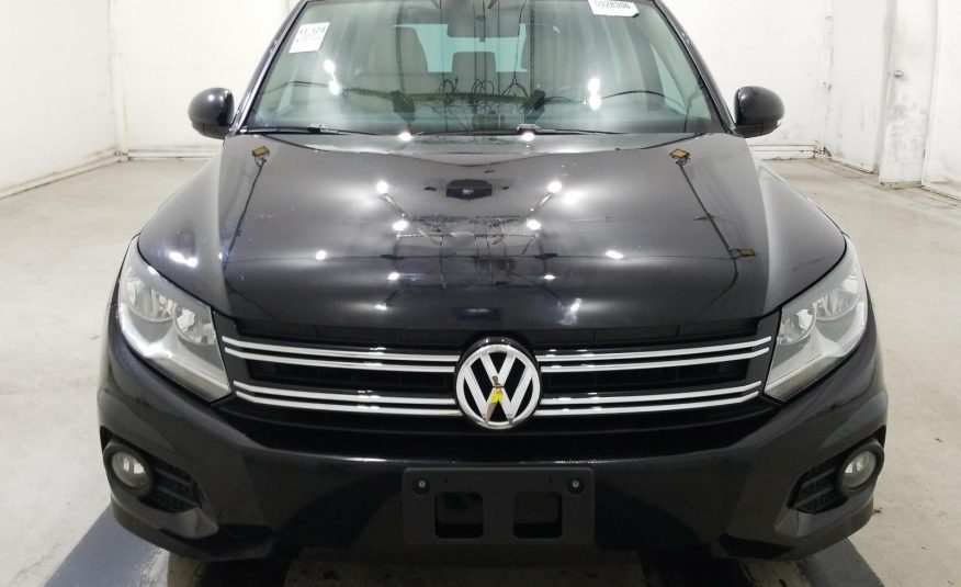 2013 Volkswagen TIGUAN 4X4 SE