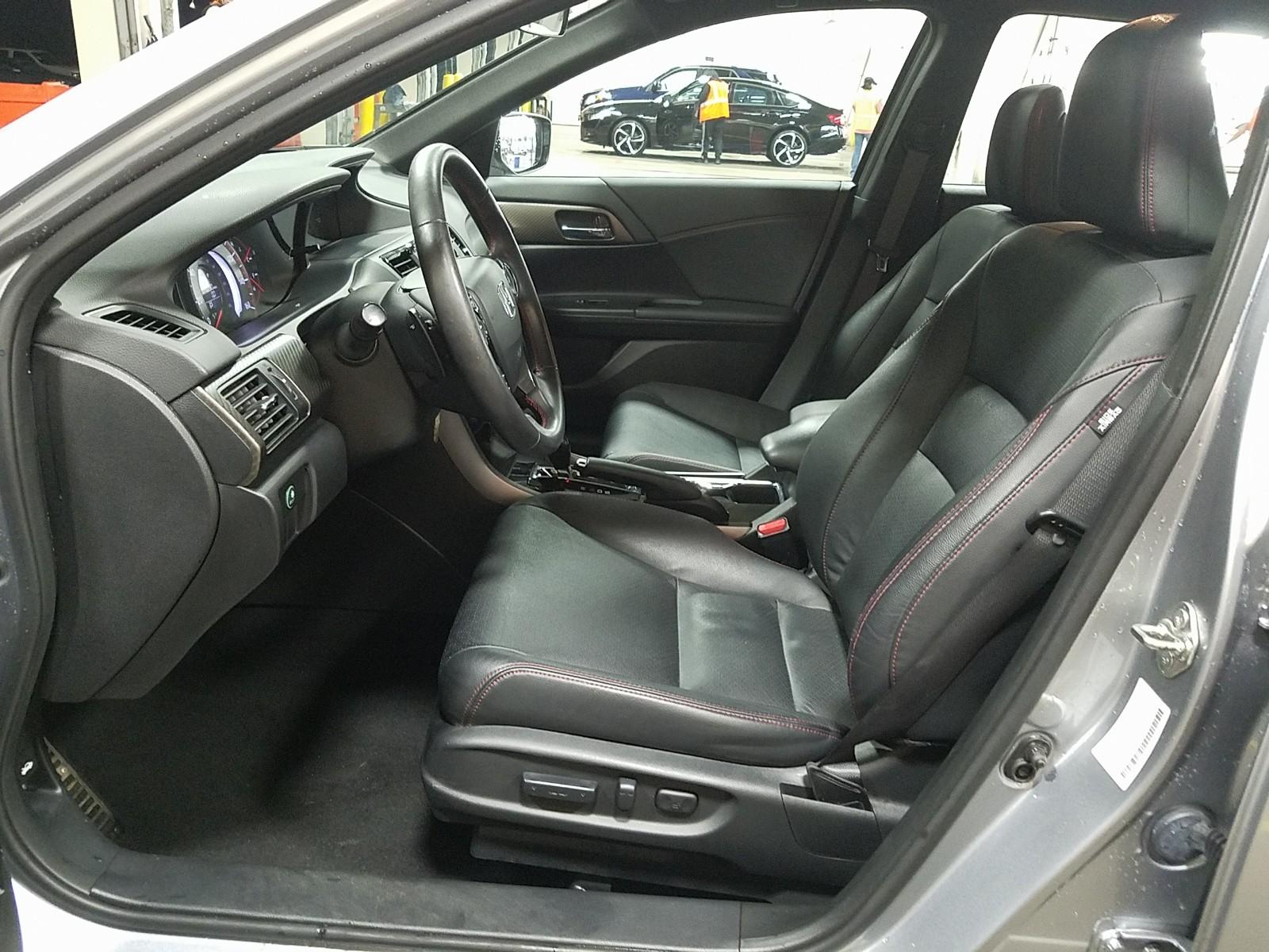 2017 Honda ACCORD 4C SPORT SE