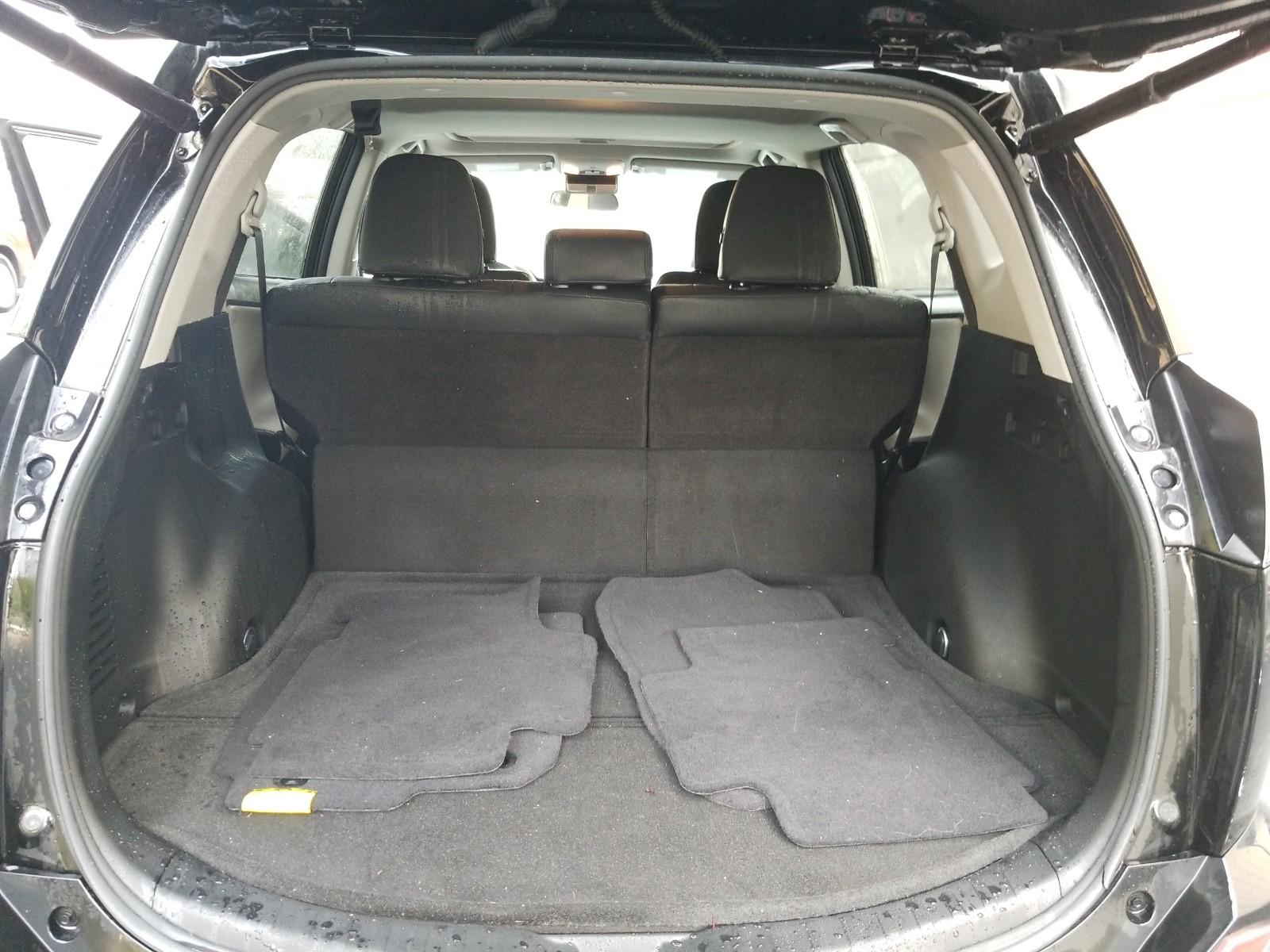 2017 Toyota RAV4 FWD XLE