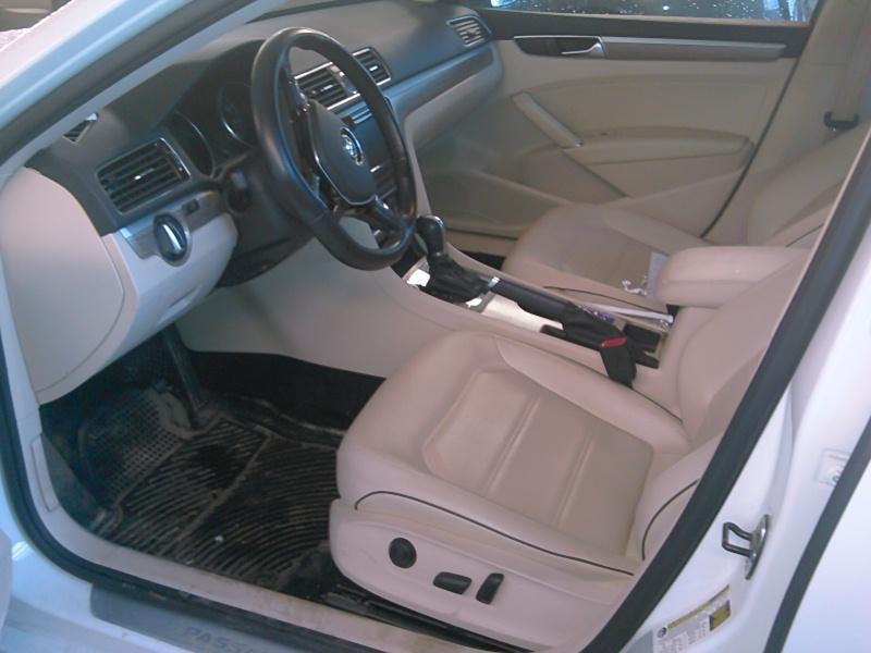 2017 Volkswagen PASSAT 4C SE TECH