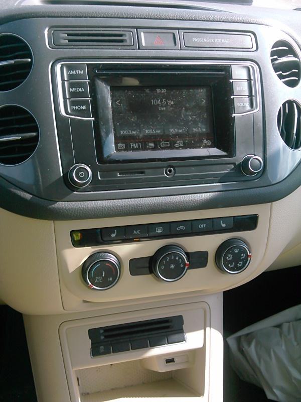 2016 Volkswagen TIGUAN FWD S