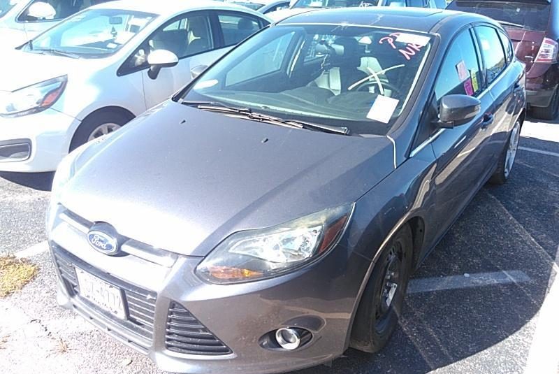 2014 Ford FOCUS TITANIUM