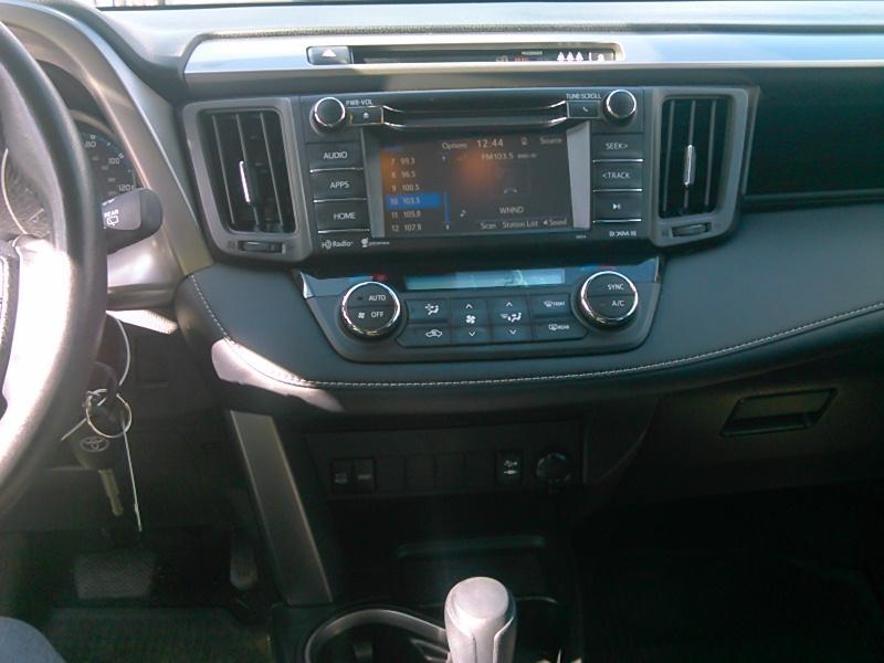 2017 Toyota RAV4 AWD XLE