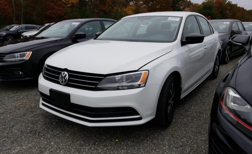 2016 Volkswagen JETTA 1.4T SE