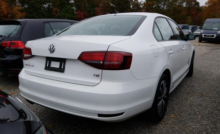 2016 Volkswagen JETTA 1.4T SE