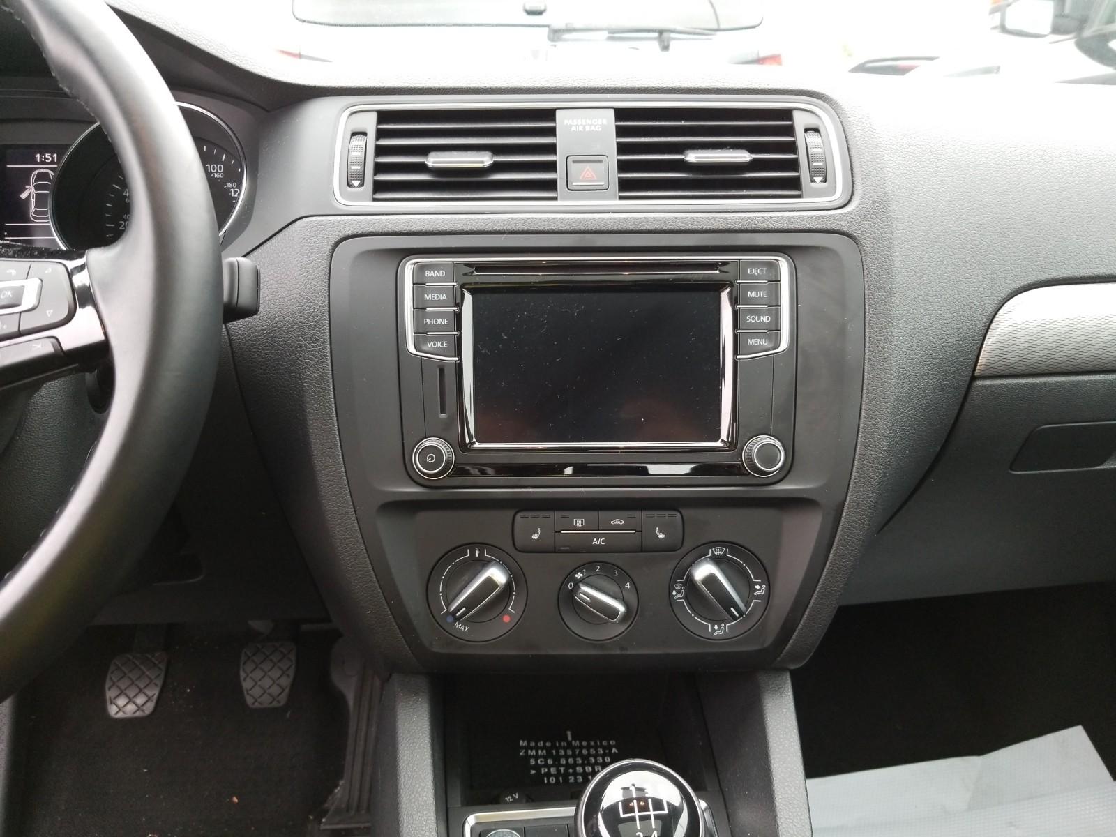 2017 Volkswagen JETTA 1.4T SE