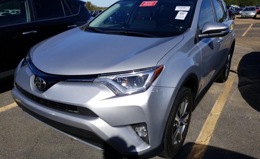 2017 Toyota RAV4 FWD XLE