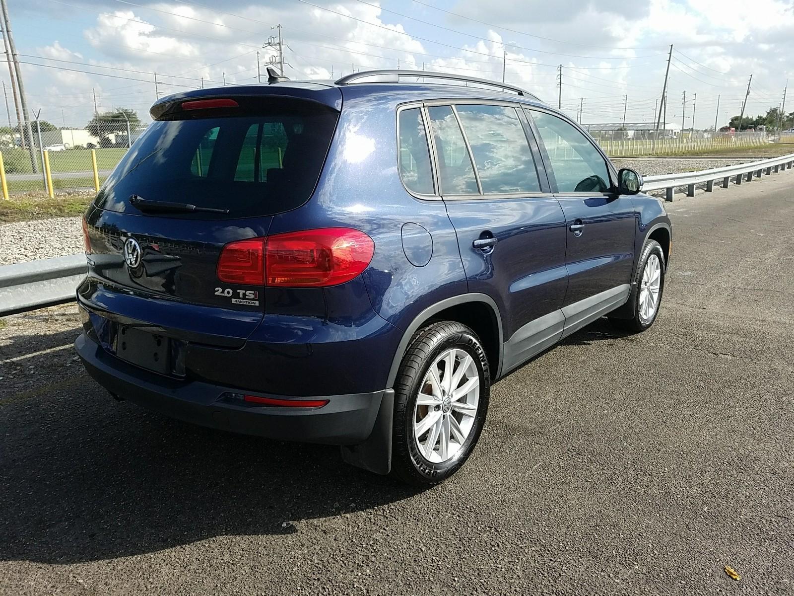 2015 Volkswagen TIGUAN AWD SE