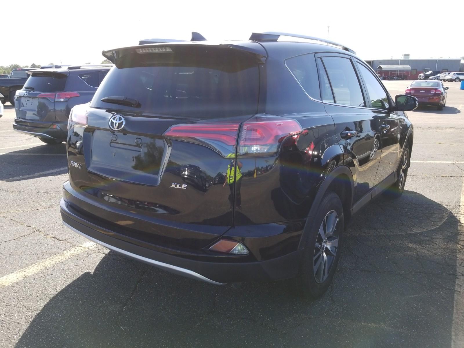 2016 Toyota RAV4 FWD XLE