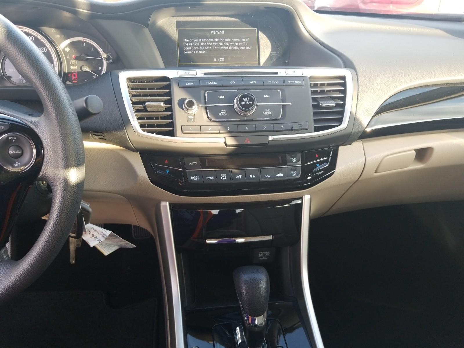 2017 Honda ACCORD 4C LX