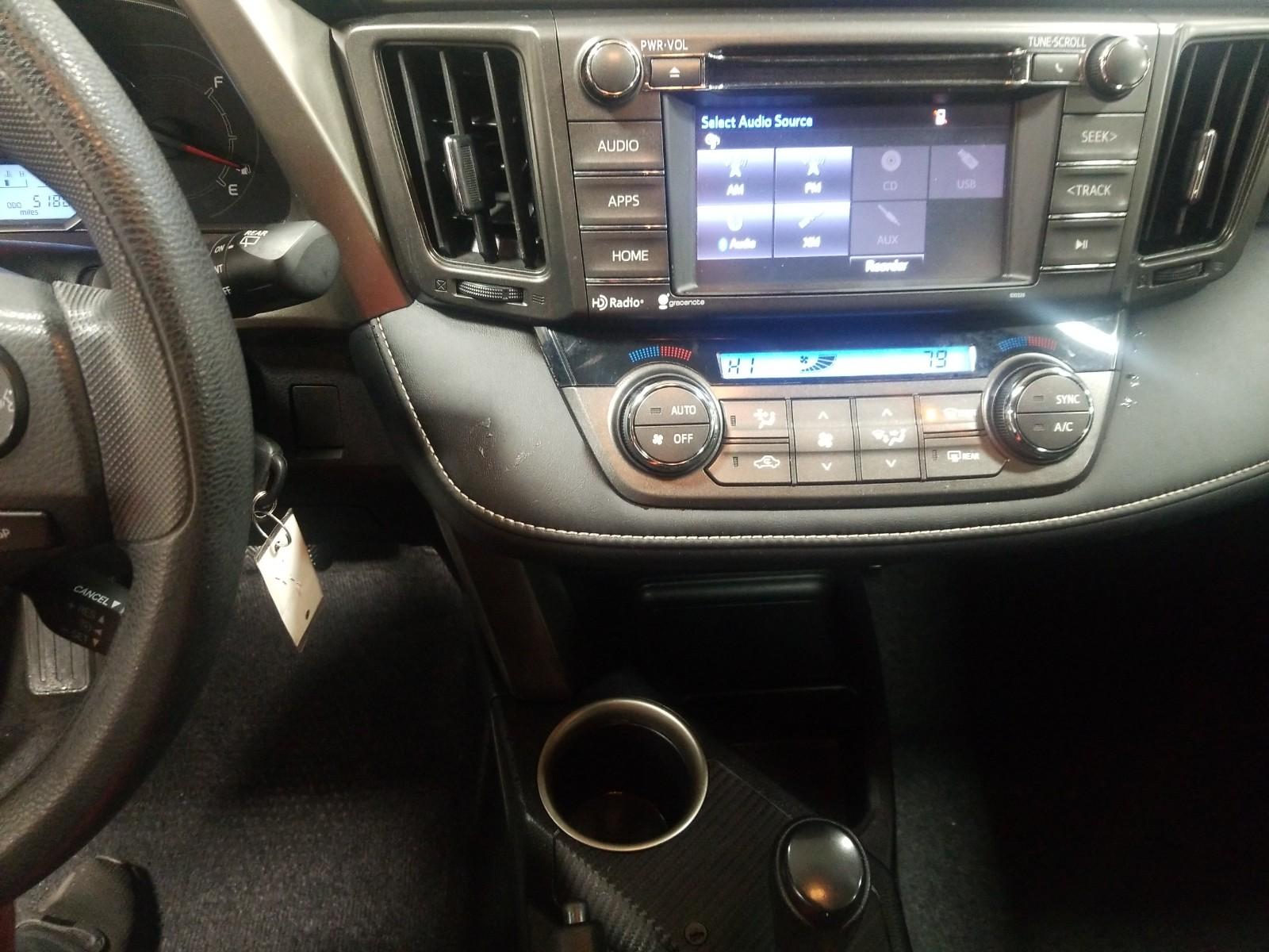 2015 Toyota RAV4 FWD XLE