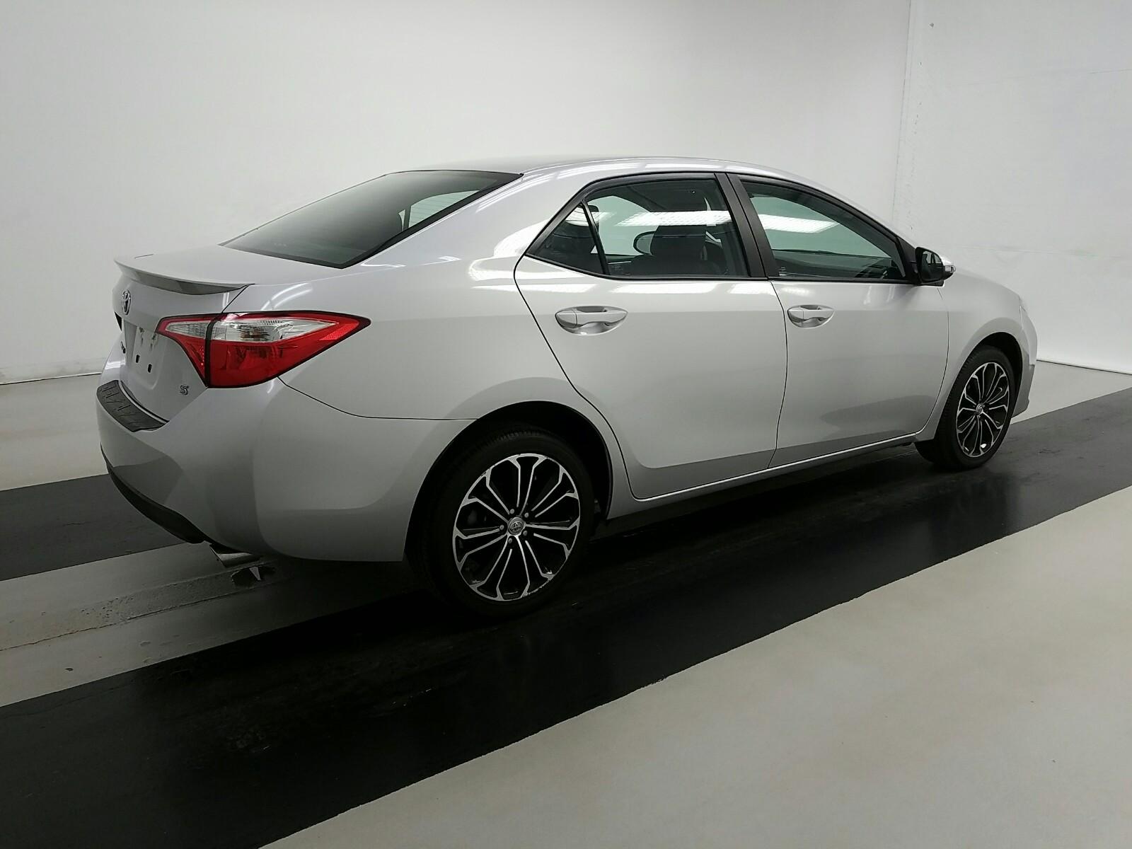 2016 Toyota COROLLA S PLUS