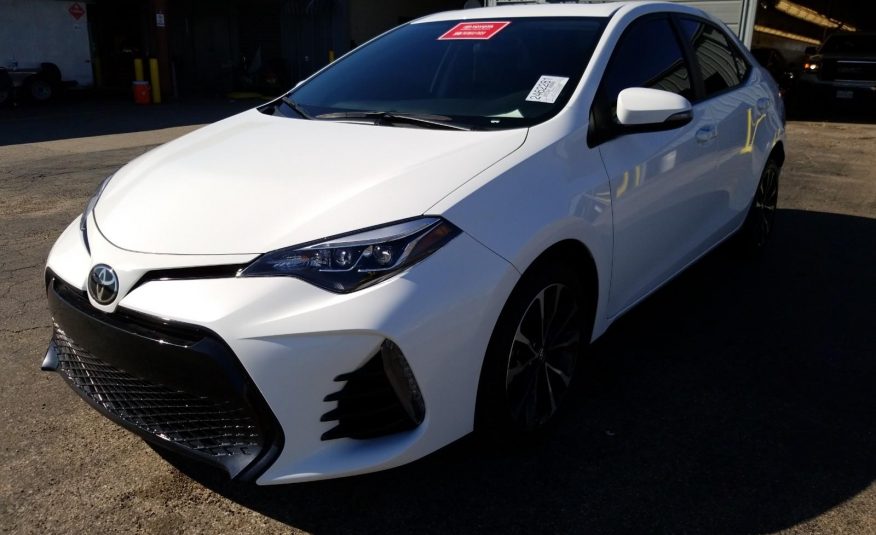 2017 Toyota COROLLA SE