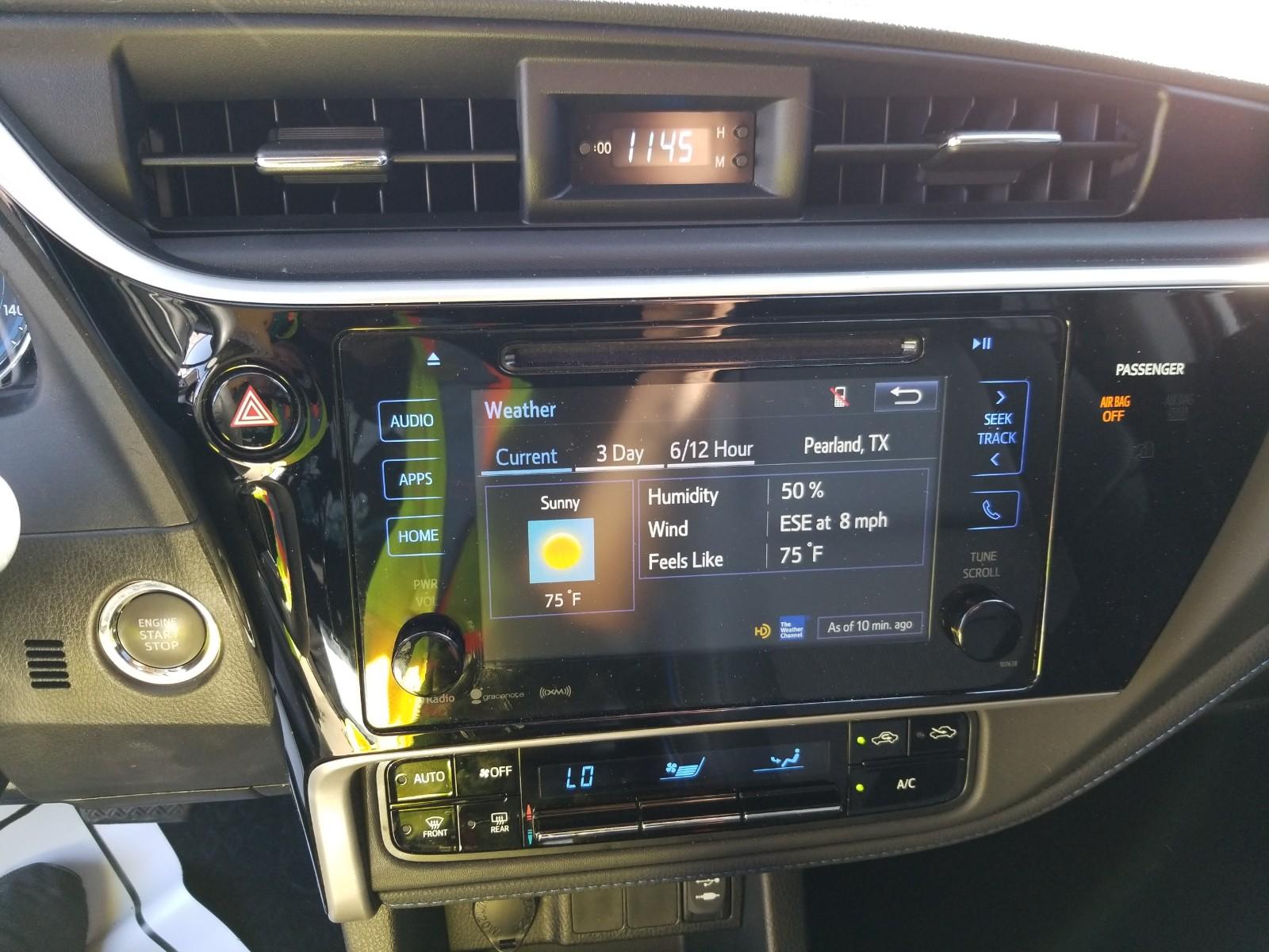 2017 Toyota COROLLA SE