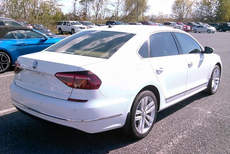 2017 Volkswagen PASSAT 4C SE TECH
