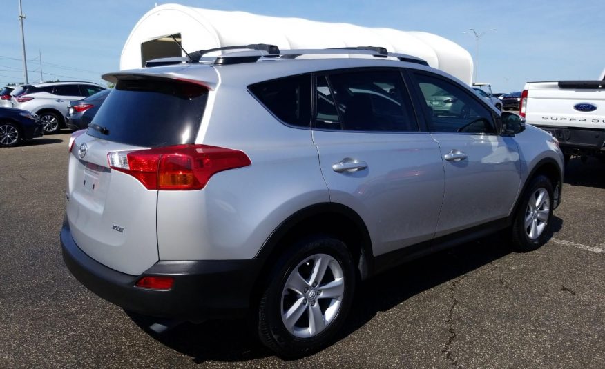 2013 Toyota RAV4 FWD XLE