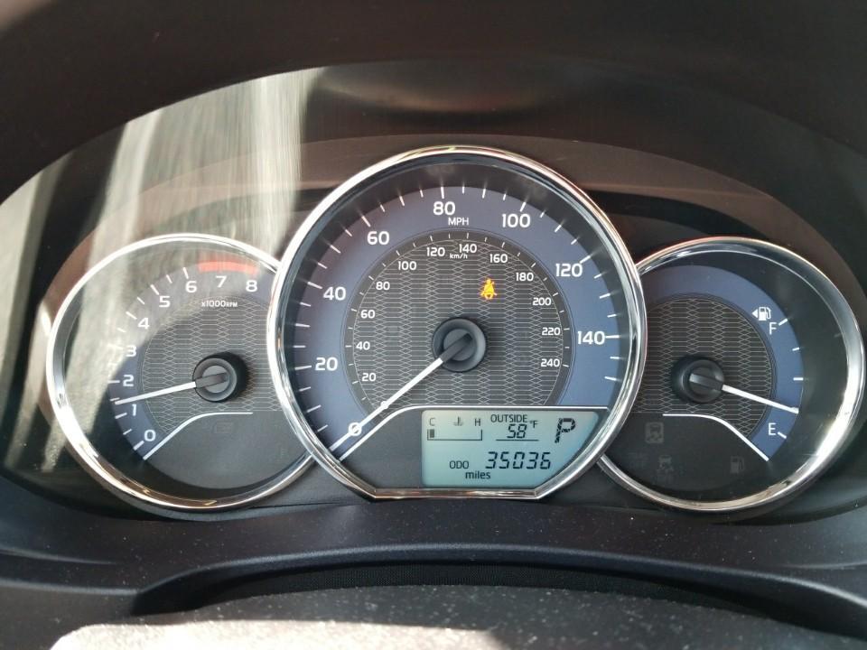 2016 Toyota COROLLA LE