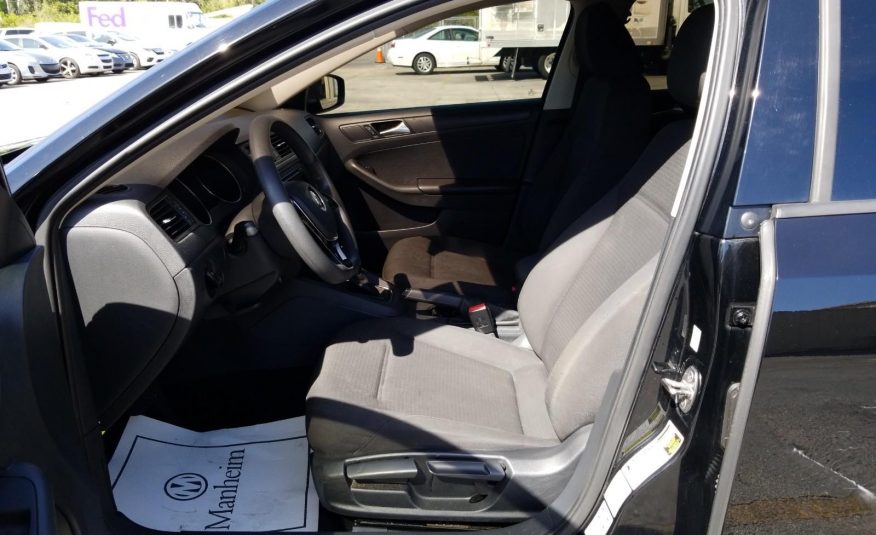 2015 Volkswagen JETTA 2.0L S