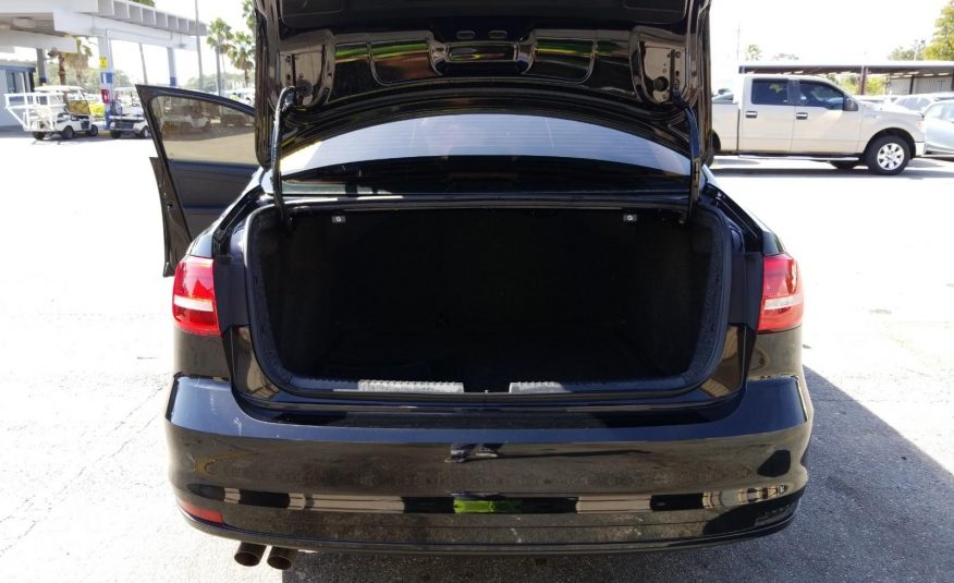 2015 Volkswagen JETTA 2.0L S