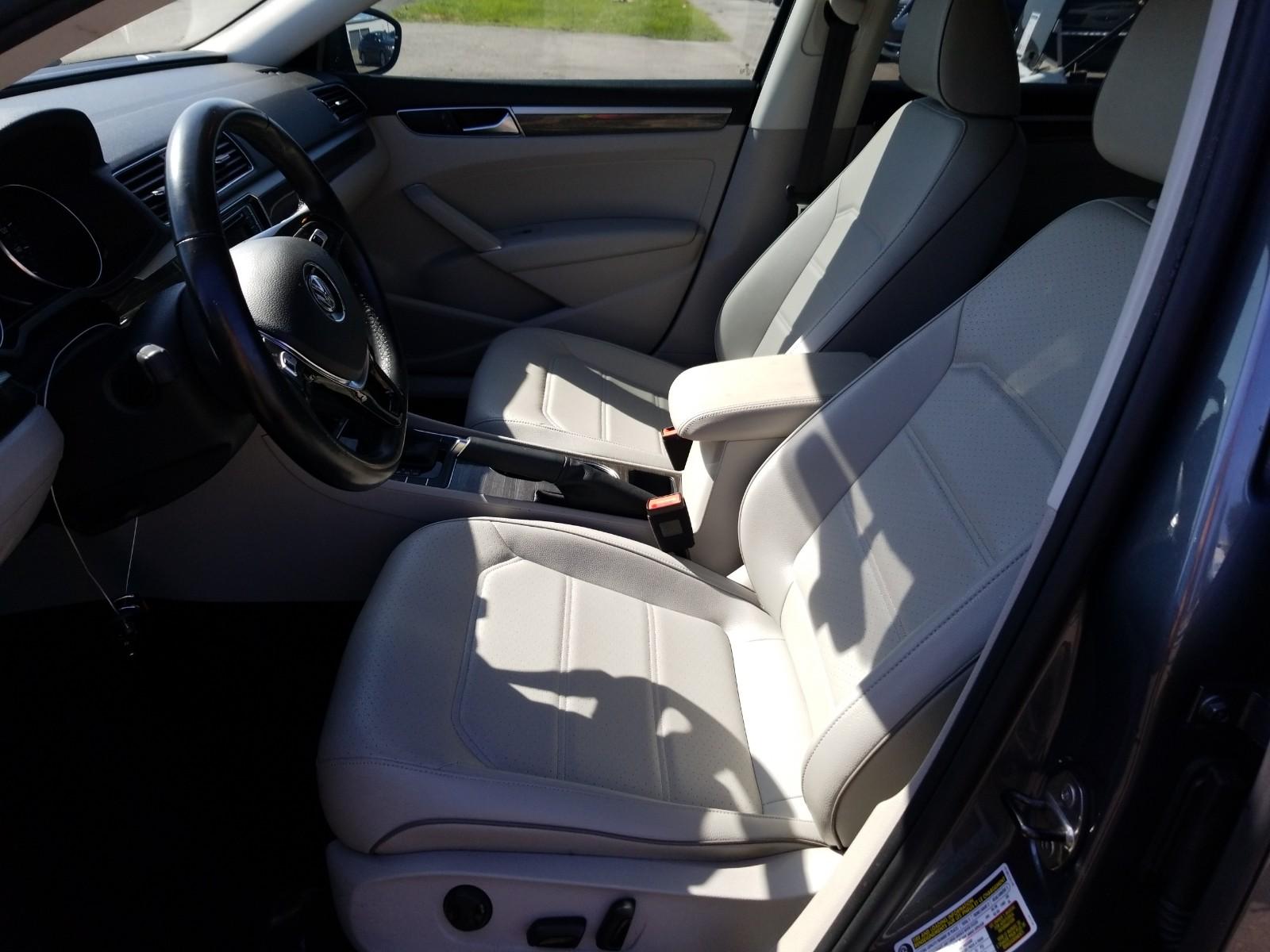 2017 Volkswagen PASSAT 4C SE TECH