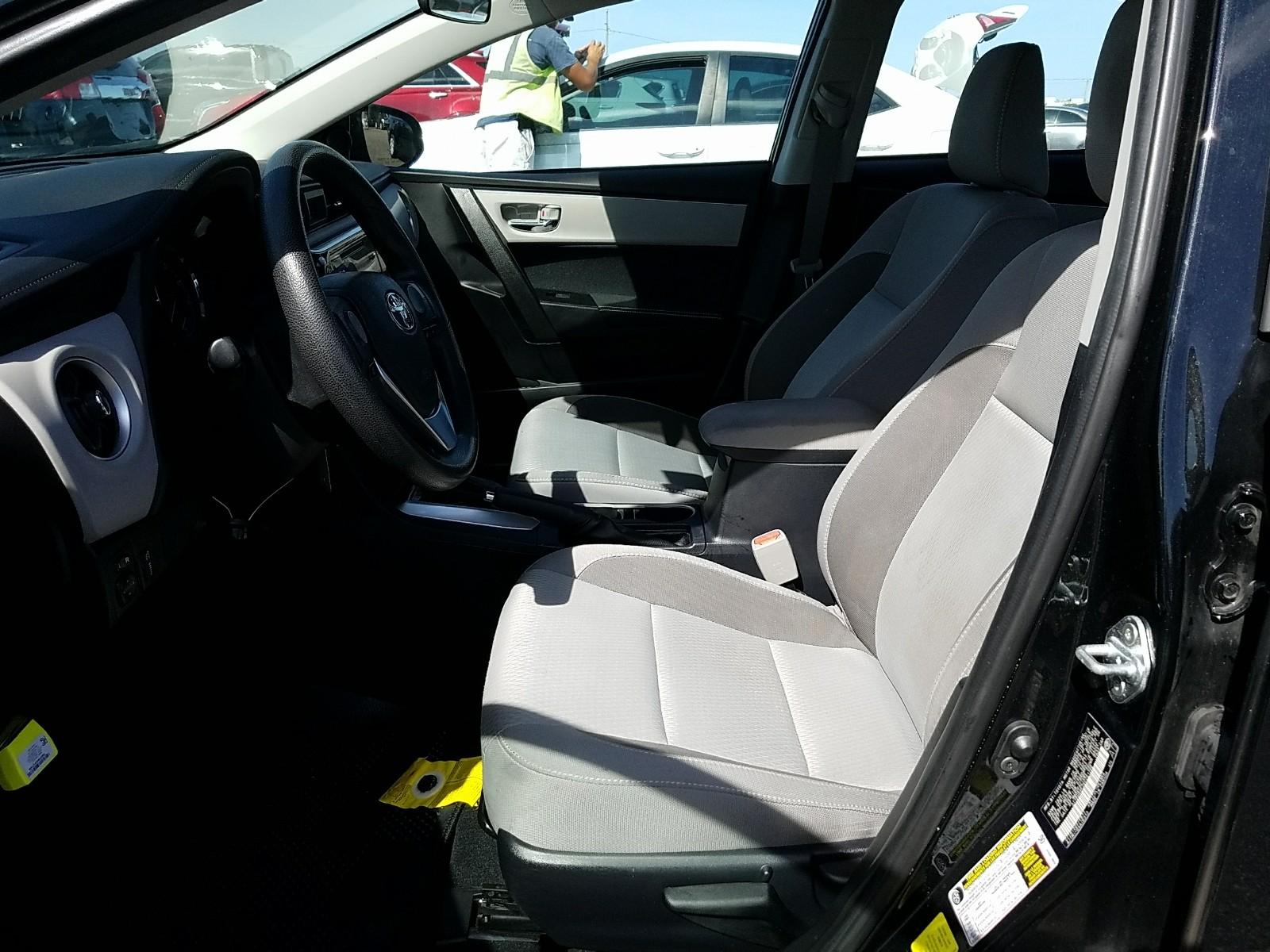 2017 Toyota COROLLA LE