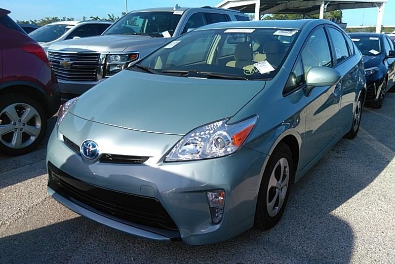 2014 Toyota PRIUS 3