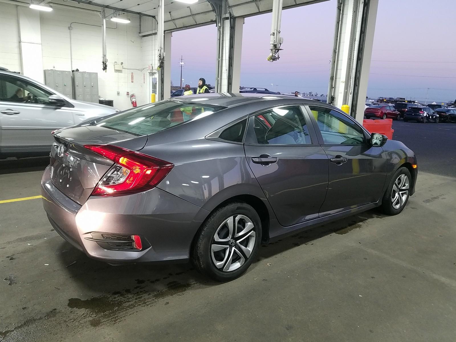 2016 Honda CIVIC LX