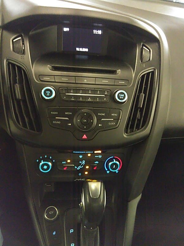 2016 Ford FOCUS FWD 4C SE