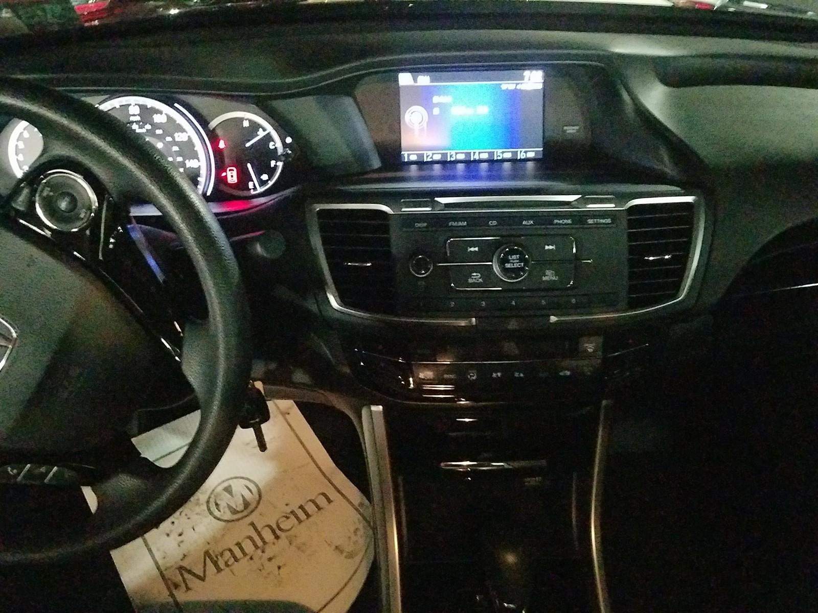 2017 Honda ACCORD 4C LX